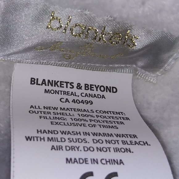 Blankets & Beyond Plush White Bear Lovey NuNu Swirls Blanket Pacifier Holder NEW - Picture 7 of 9